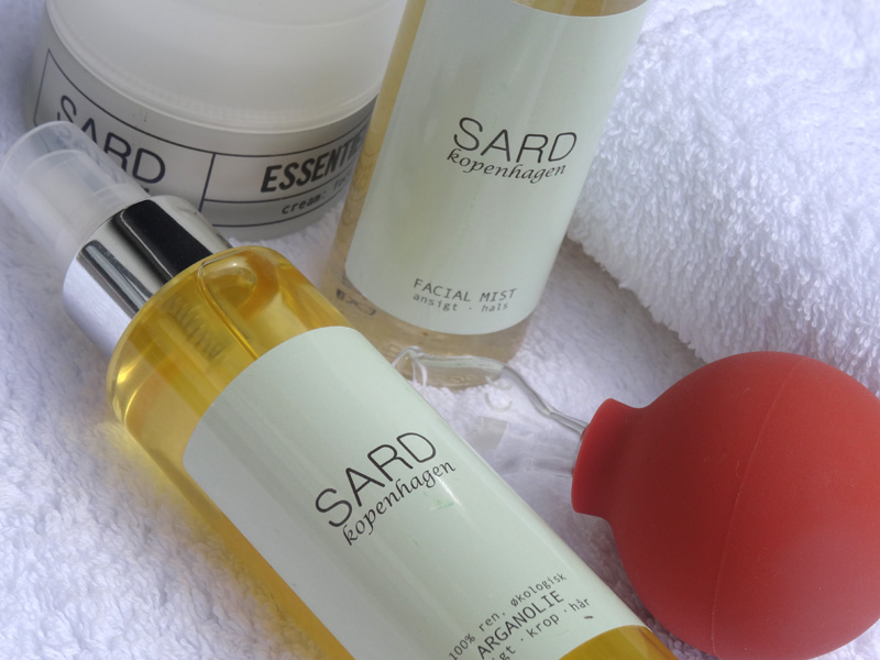 BeautyBlog-sard-sugekop-arganolie-mist-essentielNo7