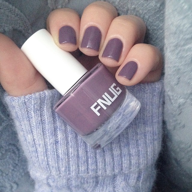 FNUG-front-rov-muted-grey-with-a-twist-of-lavender